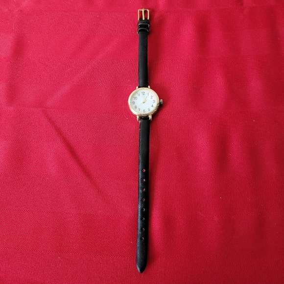 VINTAGE 1980'S, TCK WRIST WATCH!!! - Picture 3 of 3